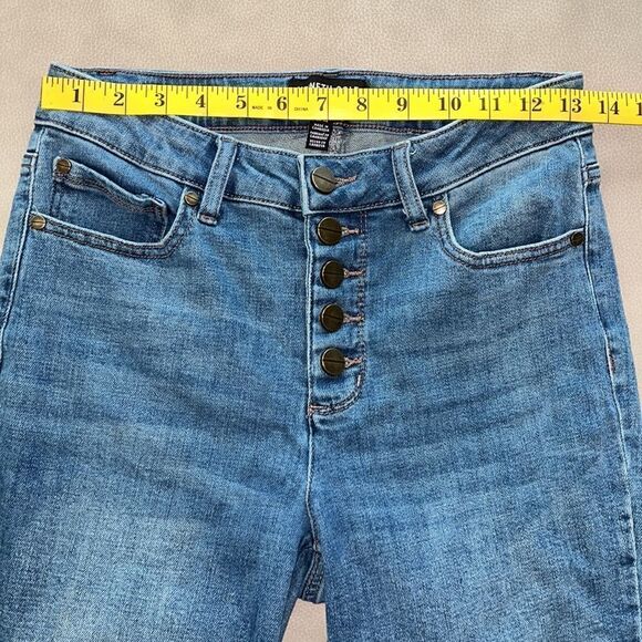 Kenneth Cole High Rise Distressed Raw Hem Boyfriend Jeans Size 2 - Picture 8 of 10